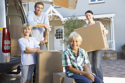 Commercial moving truck service for Brixton businesses